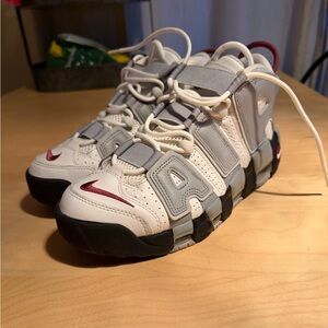 Nike Air More Uptempo size 8.5